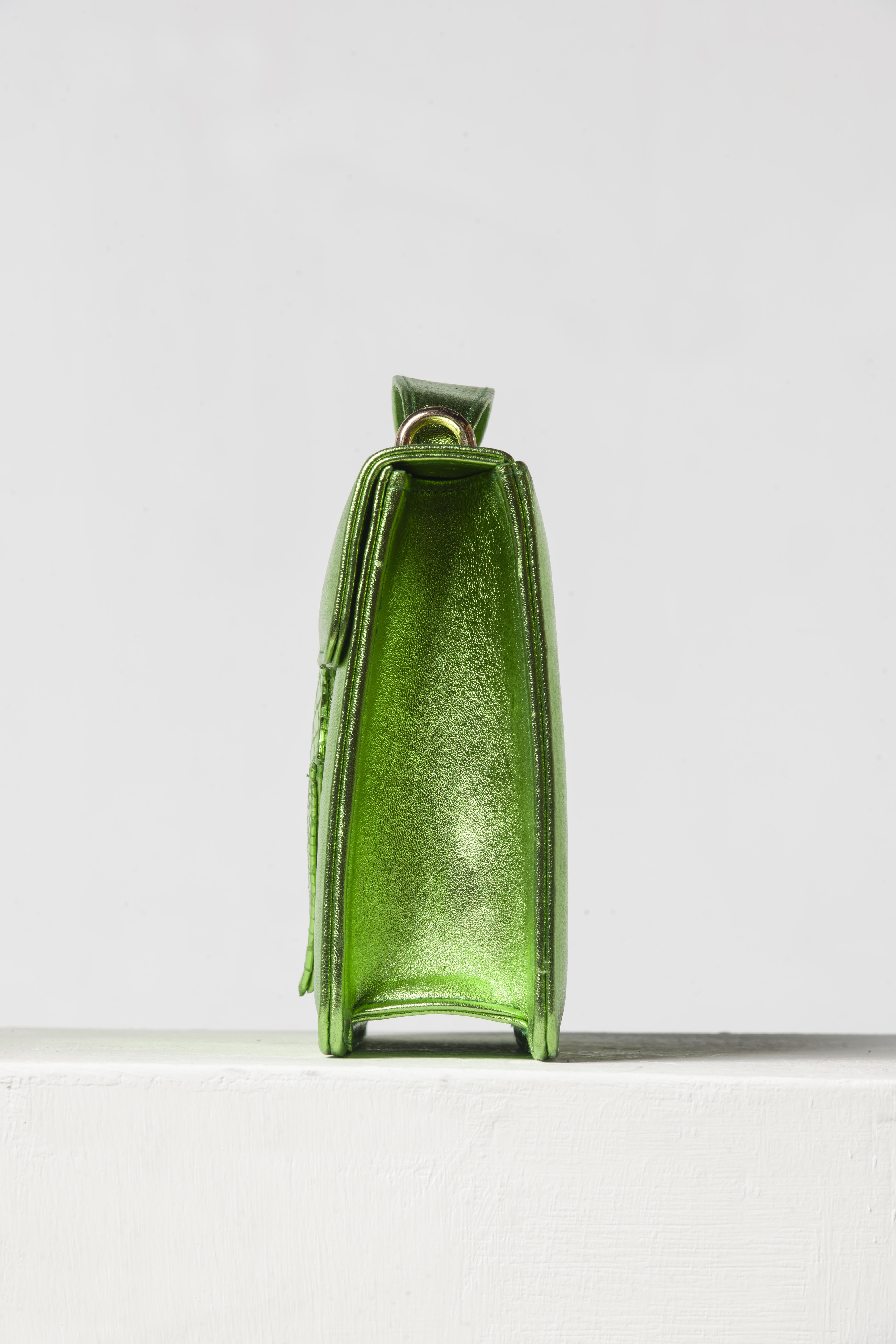 Spear hand - Image 12